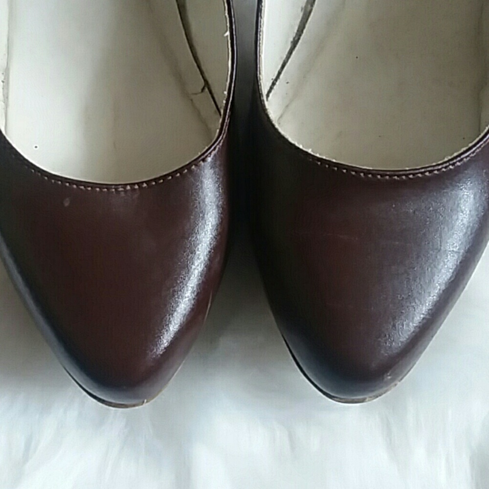 Heels - Picture 2 of 8